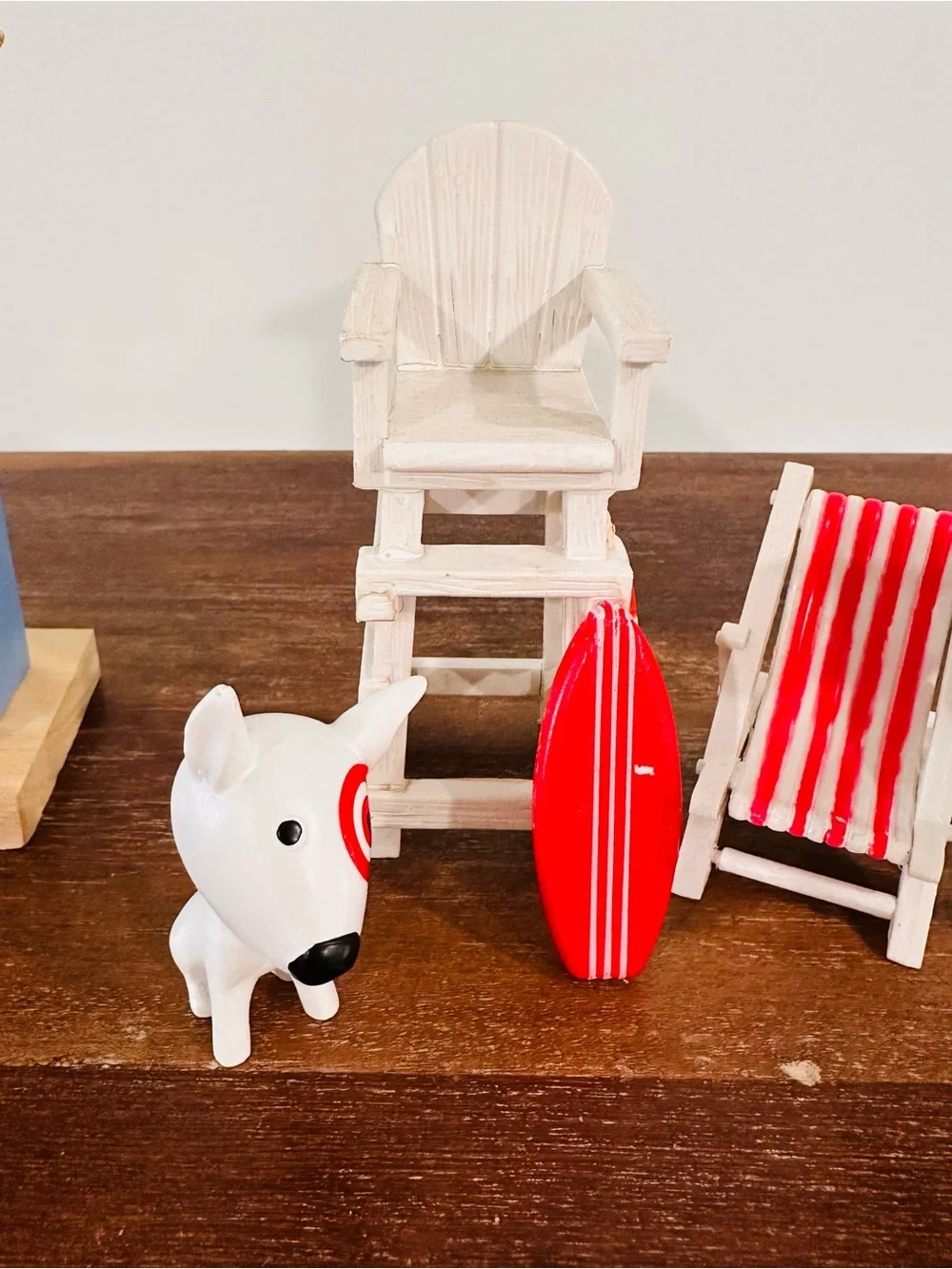 Target Bullseye Dog Surfboard Mini Summer Beach Lifeguard Chair & Surf Shack Set